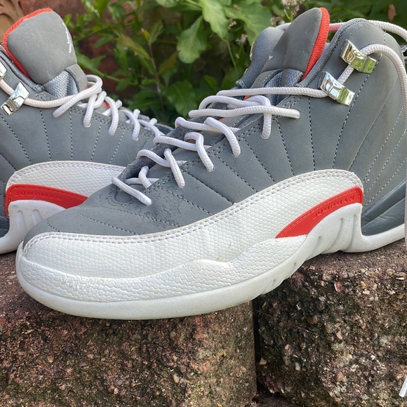 Jordan Retro 12 - Picture 4 of 6